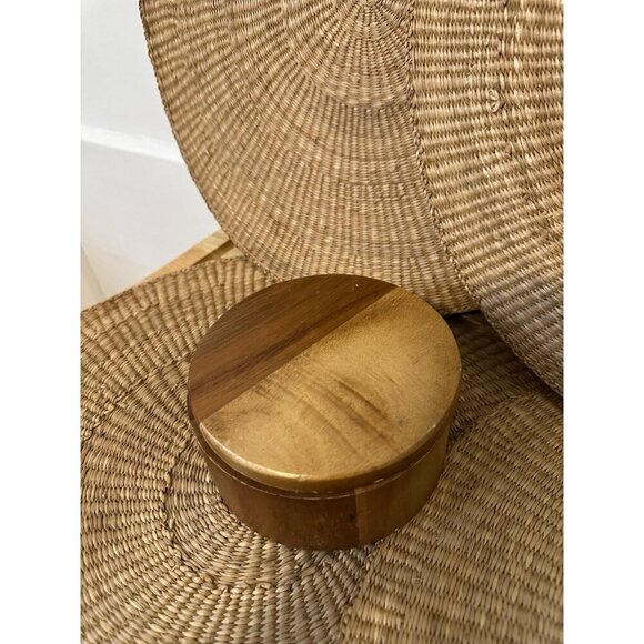 Wooden Magnetic storage circle decoration - Picture 2 of 7